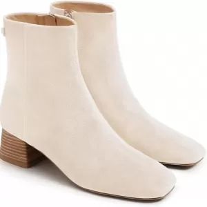 From Ankle to Knee and Beyond: The Ultimate Guide to Stylish, Functional Boots for Every Season