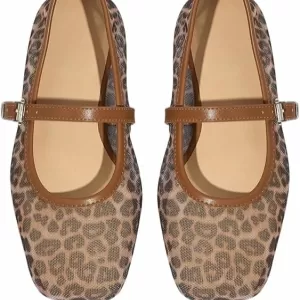 Step Into Style & Comfort: Discover the Season’s Most Versatile Women’s Shoes