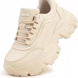 Step Up Your Style and Comfort: The Ultimate Guide to Women's Sneakers for Every Occasion