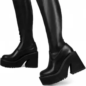 From Streets to Snowdrifts: Your Ultimate Guide to Women’s Boots That Slay in Every Season