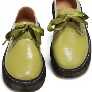 Step Into Style: The Ultimate Guide to Women’s Loafers for Work, Weekend, and Everything in Between