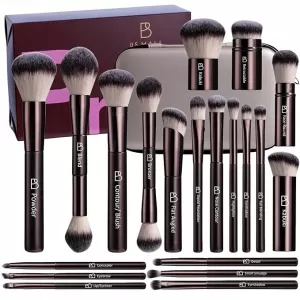 Flawless Face: The Ultimate Guide to Full-Coverage Foundation & Pro-Grade Brushes