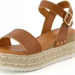 Step Into Style: The Ultimate Guide to Chic & Comfortable Women’s Footwear