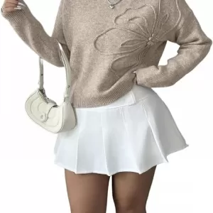 From Tees to Sweaters: Your Go-To Wardrobe Essentials for Every Season